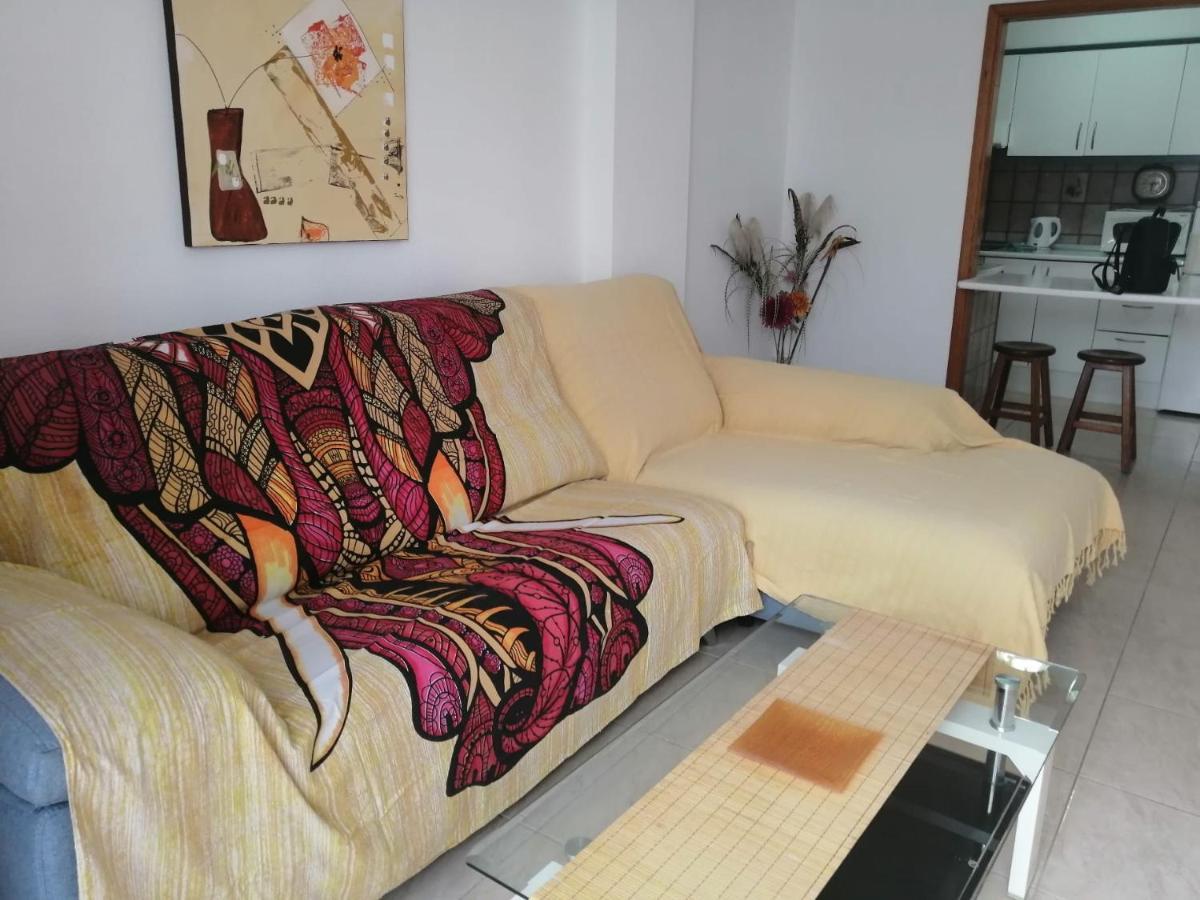 1 Bedroom Apartment With Stunning Sea View Arona  Esterno foto